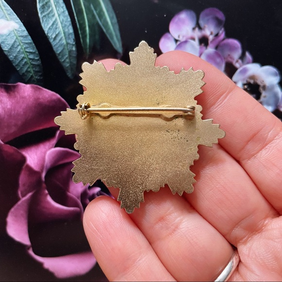 VTG 1940s WW2 112th Engineer Medallion pin - Picture 2 of 3